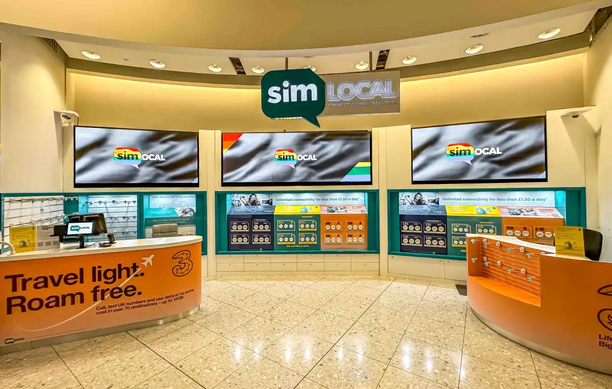 Cửa hàng SIM Local tại sân bay Heathrow